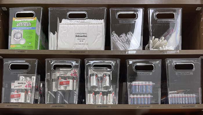 THE PROCESS OF DECLUTTERING AND ORGANIZING A SPACE FOR A PROFESSIONAL ORGANIZER